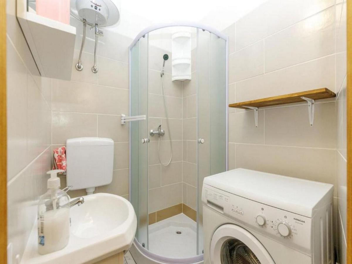Apartment Senj Сен Екстериор снимка