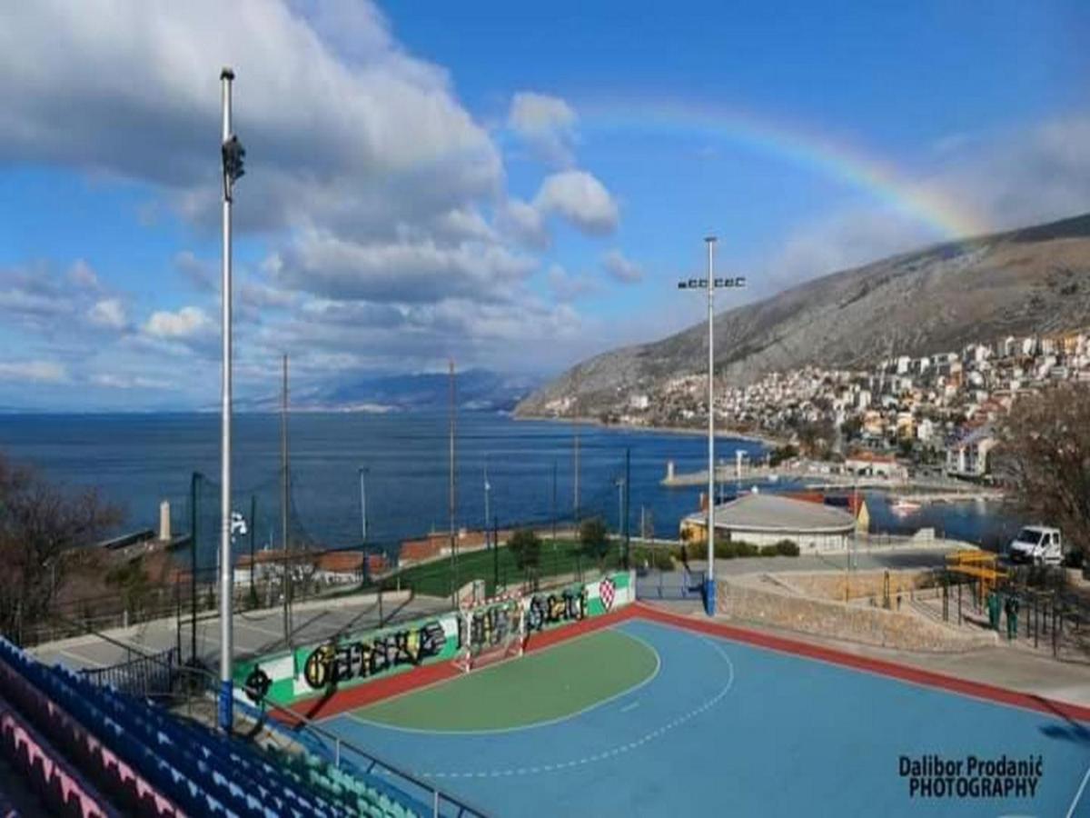 Apartment Senj Сен Екстериор снимка