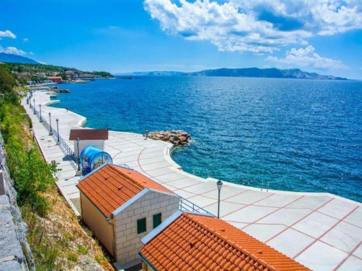 Apartment Senj Сен Екстериор снимка