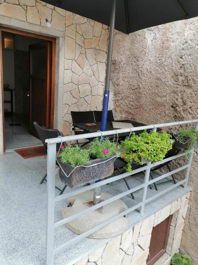 Apartment Senj Сен Екстериор снимка