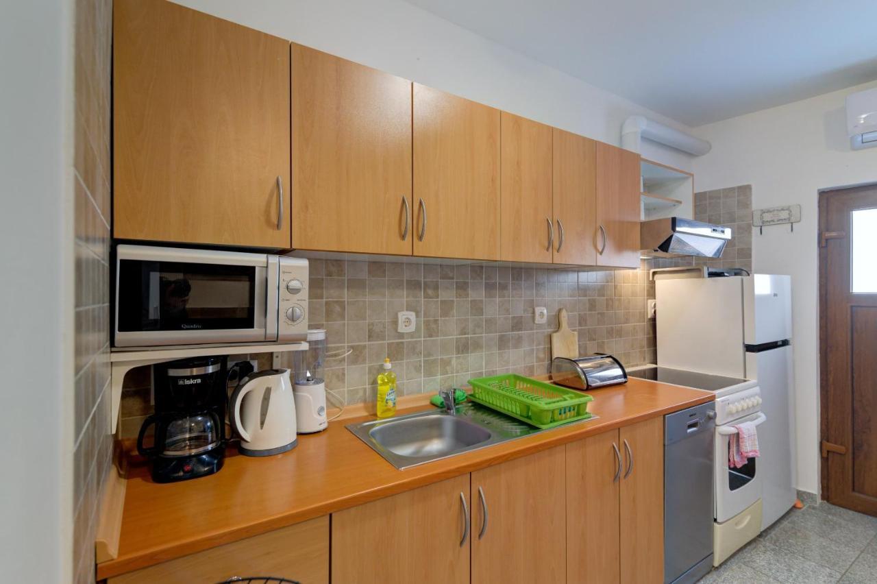 Apartment Senj Сен Екстериор снимка