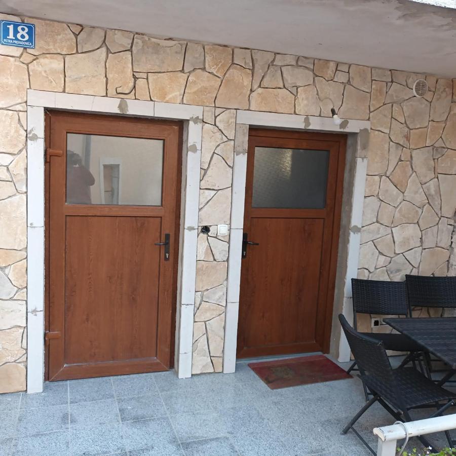 Apartment Senj Сен Екстериор снимка