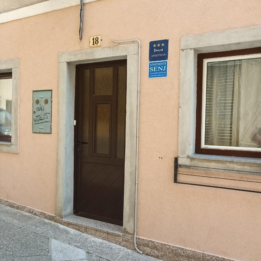 Apartment Senj Сен Екстериор снимка